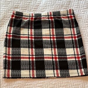 Red and Black Plaid Printed Skirt Size M